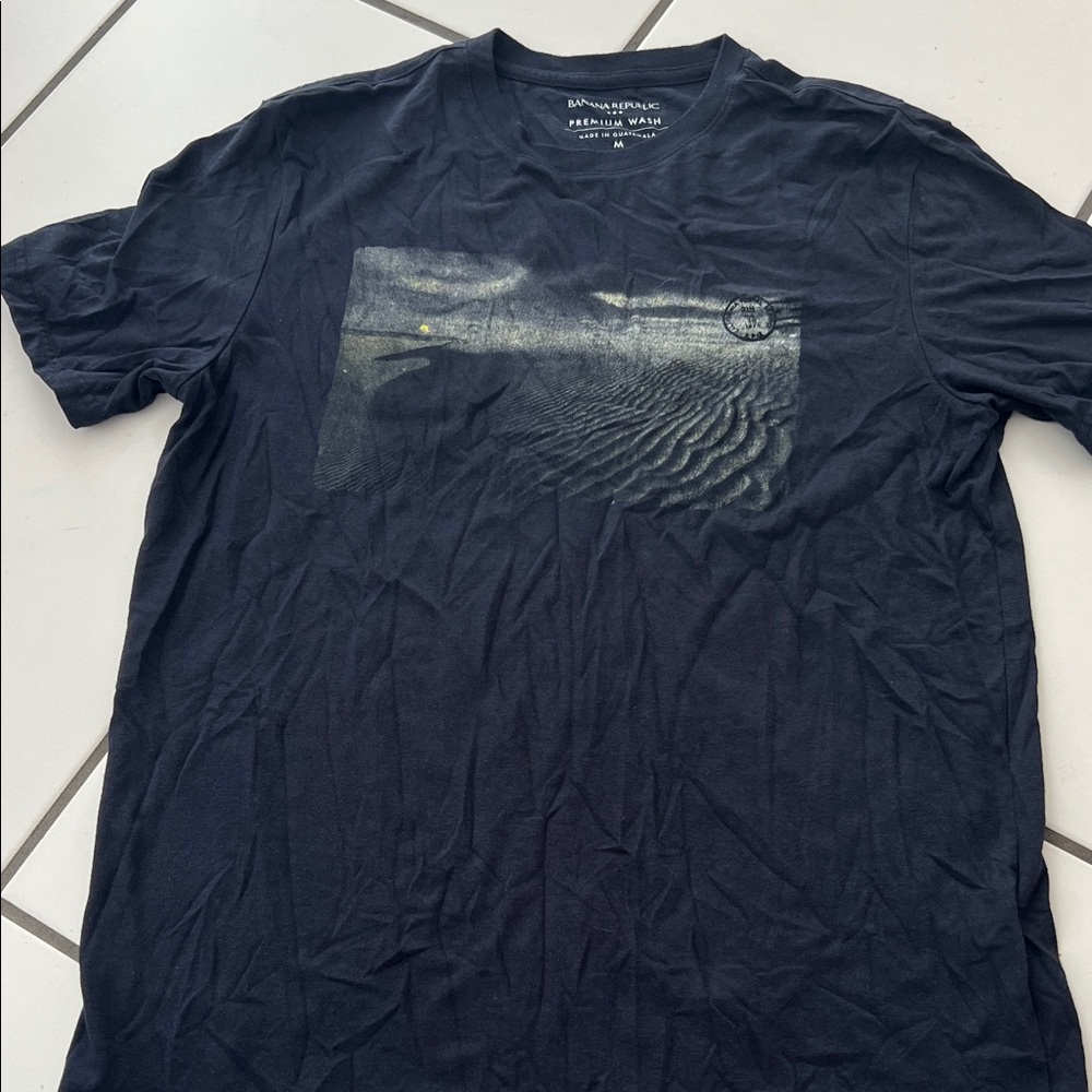 Banana Republic Navy Short‑Sleeve Crew with Subtle Graphic